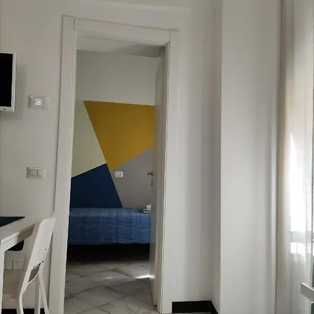 Holidayhouseimperia شقة