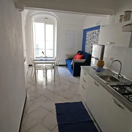 Holidayhouseimperia