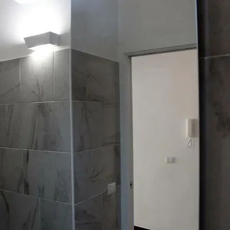 Holidayhouseimperia شقة إمبيريا